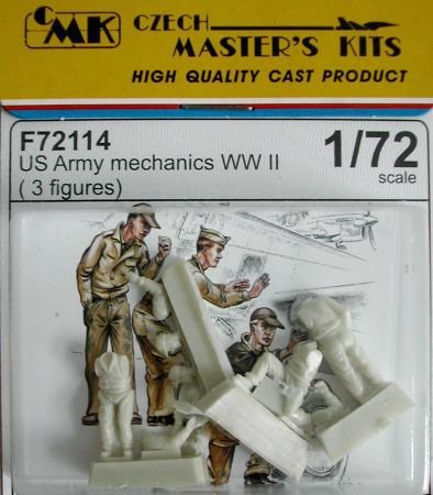 US Navy mechanics WWII