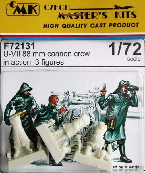U-VII 88 mm cannon crew in action
